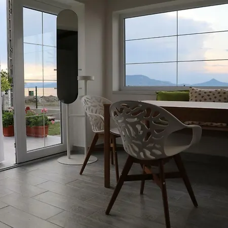 Exclusive Beachfront Villa
