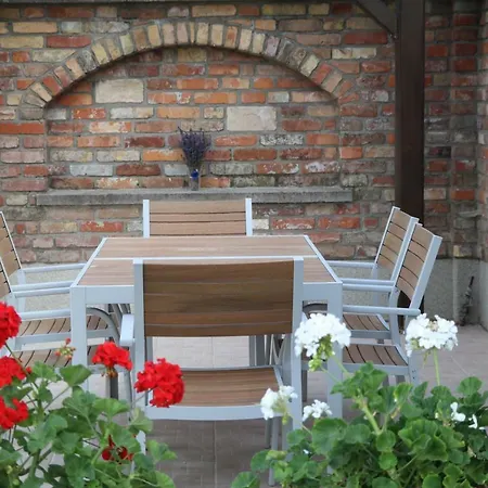 Exclusive Beachfront 别墅 *